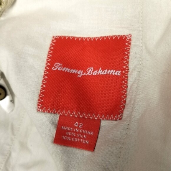 Tommy Bahama Silk Khaki Lightweight Pleated Preppy Chino Shorts Mens 42 Tan Golf - Picture 3 of 5